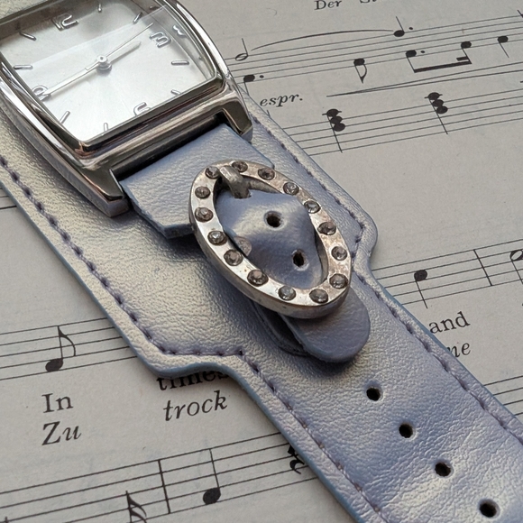 Silver Wearable Watch - Picture 4 of 15